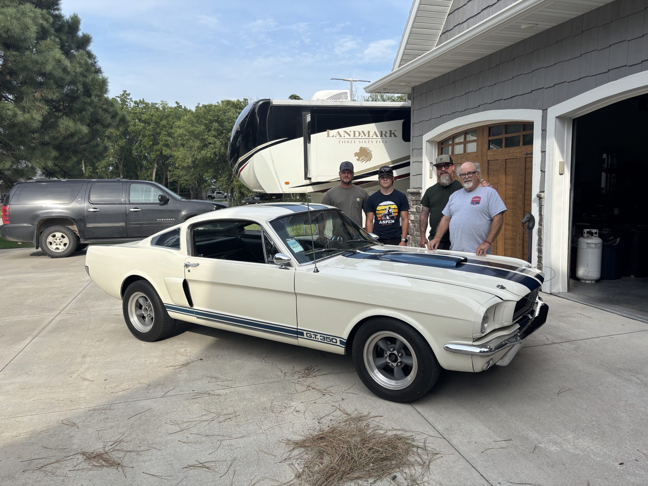 
								1966 Shelby GT-350 full									