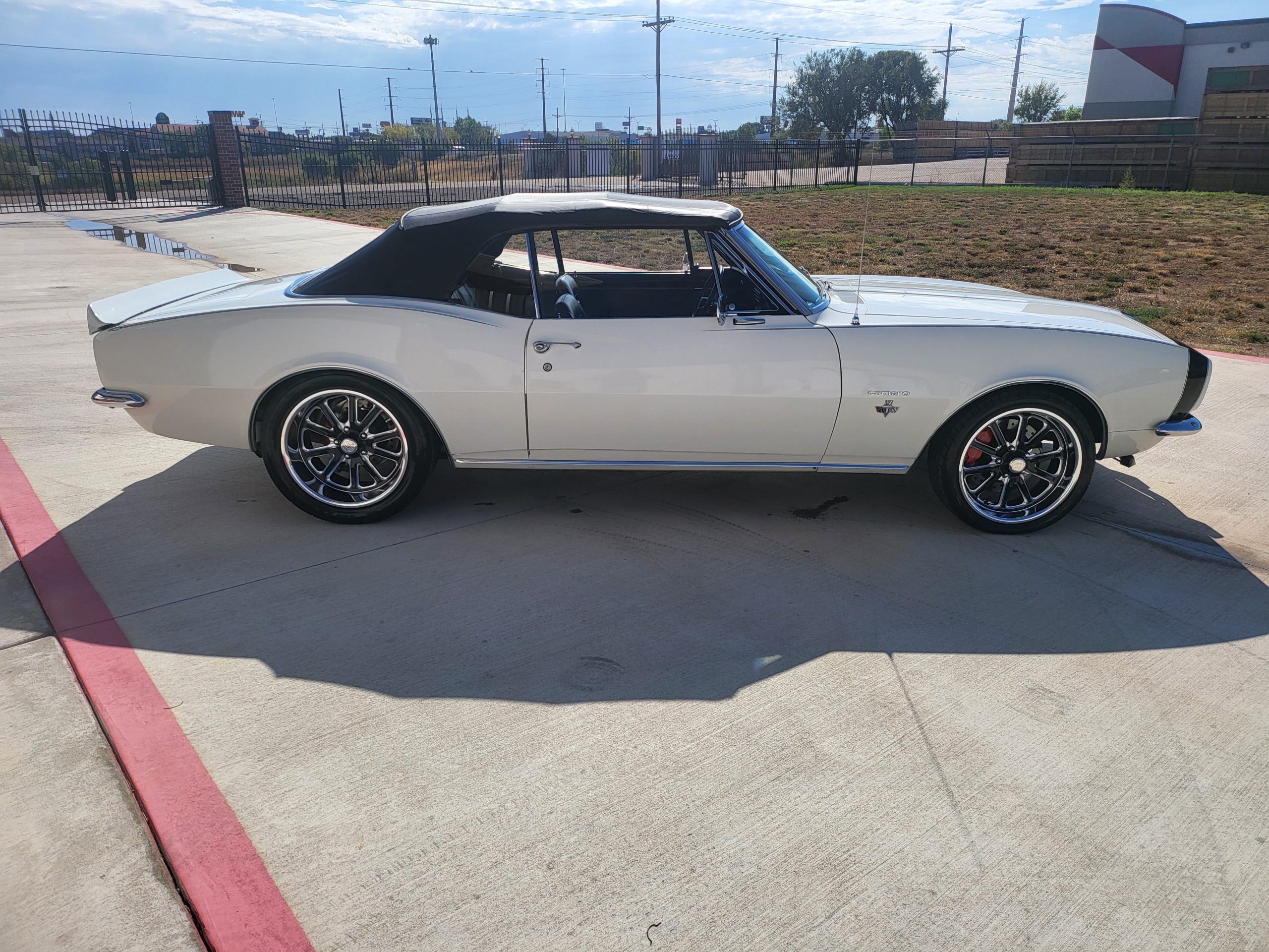 
								1967 Chevrolet Camaro Convertible full									