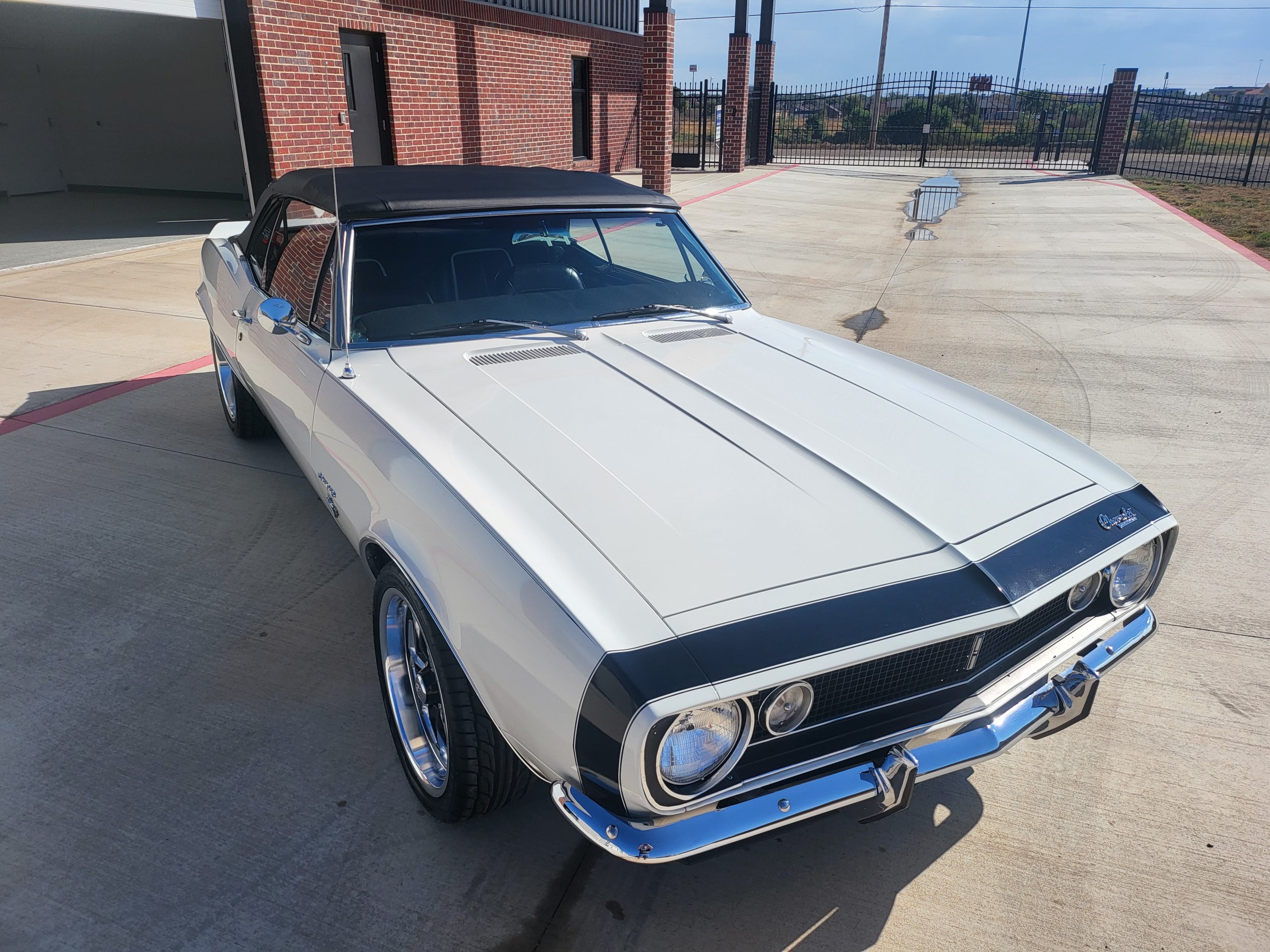 
								1967 Chevrolet Camaro Convertible full									