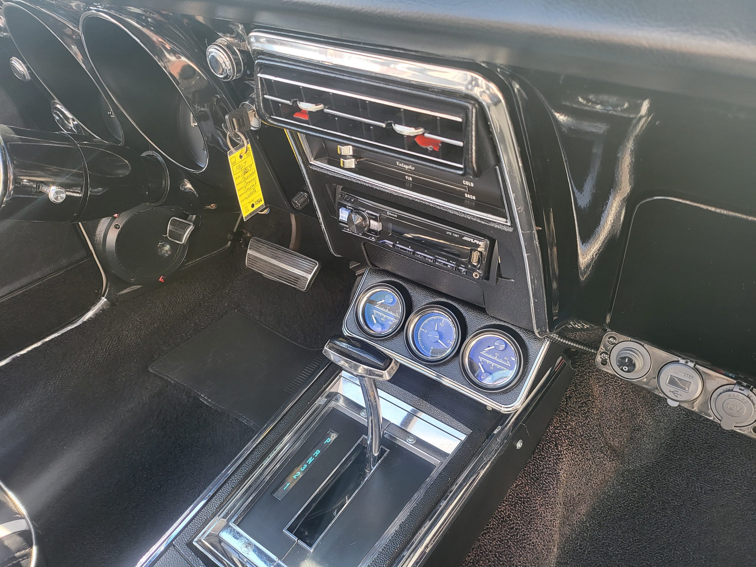 
								1967 Chevrolet Camaro Convertible full									