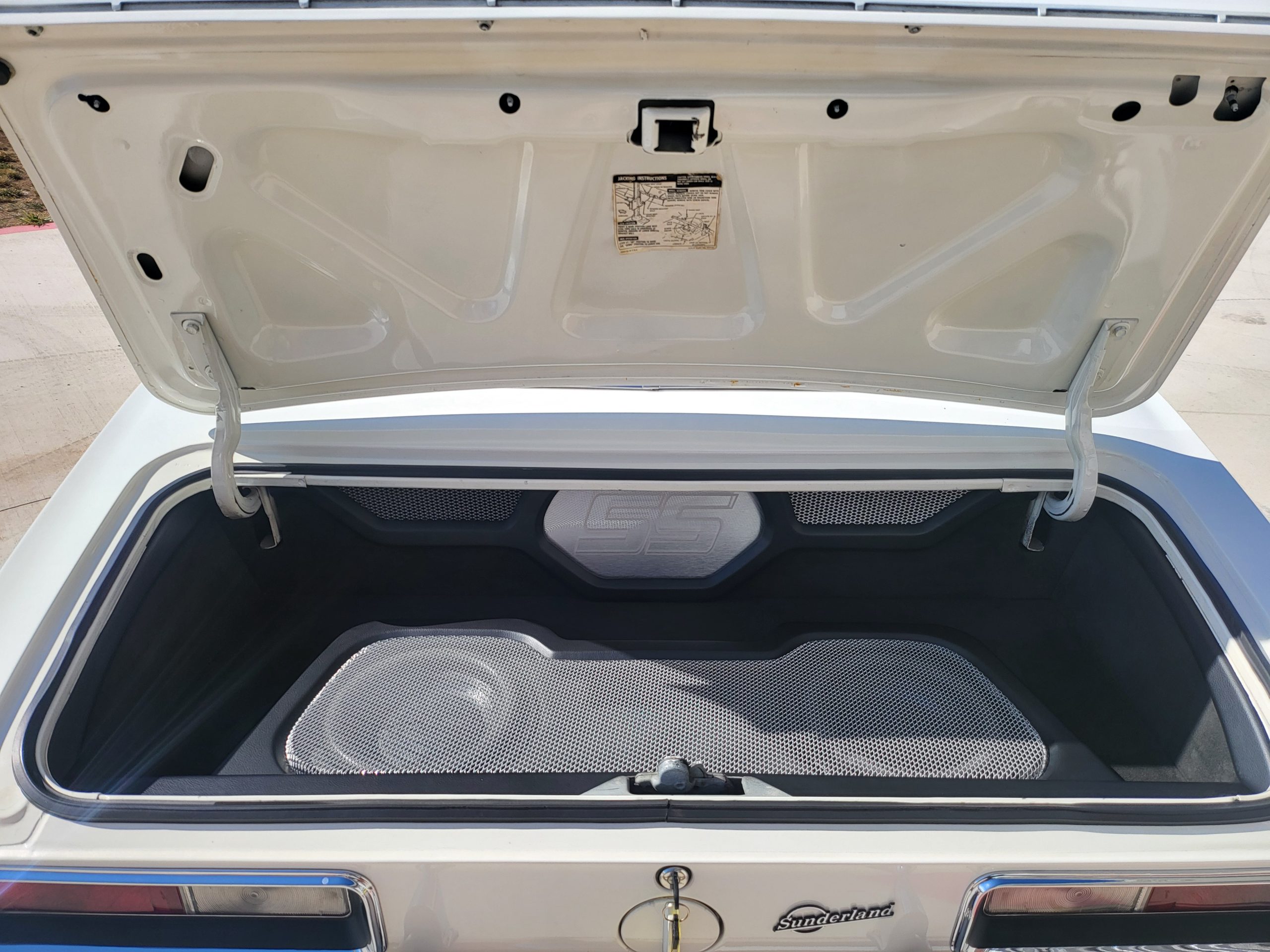 
								1967 Chevrolet Camaro Convertible full									
