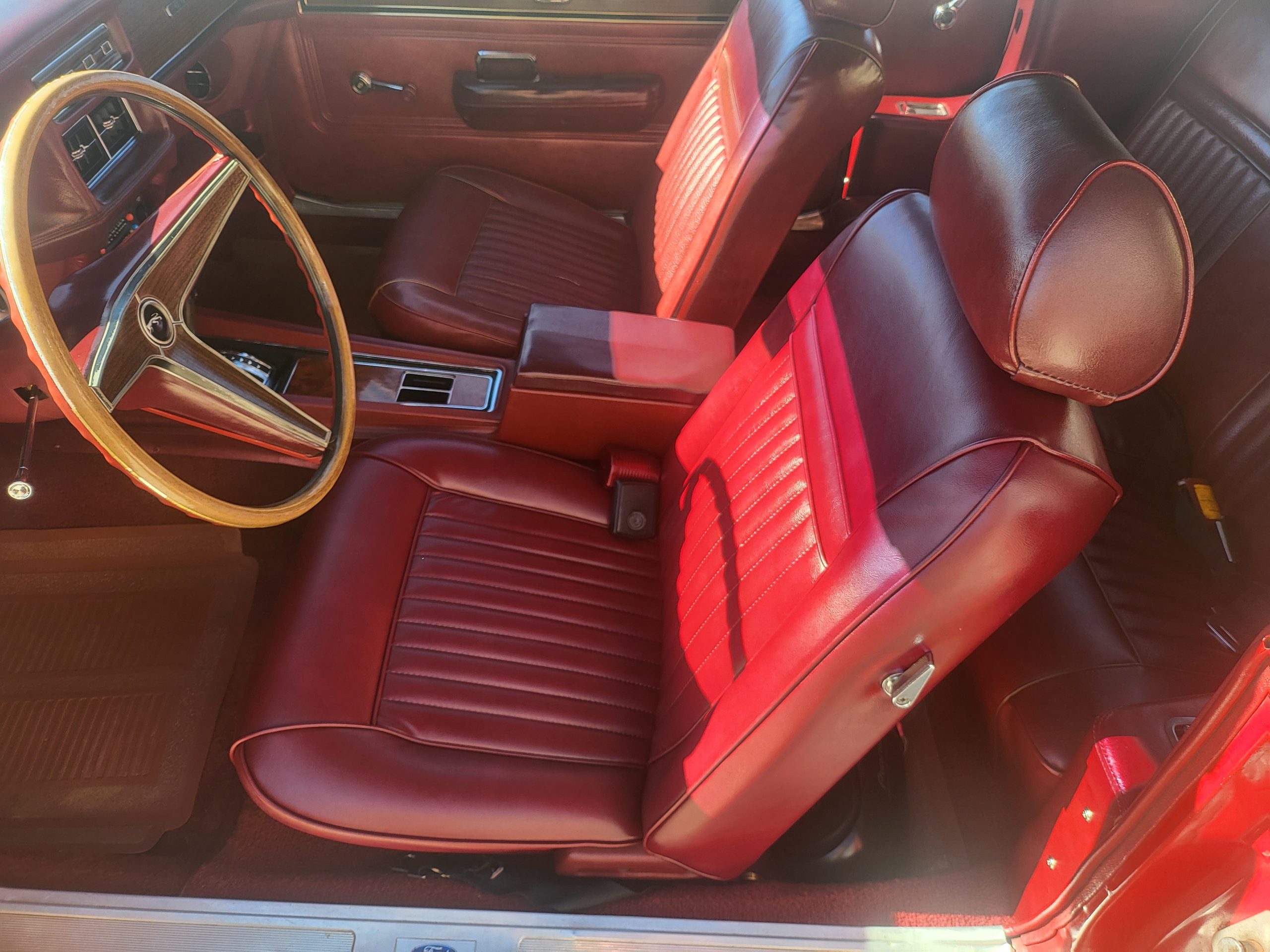 
								1969 Mercury Cougar Convertible full									