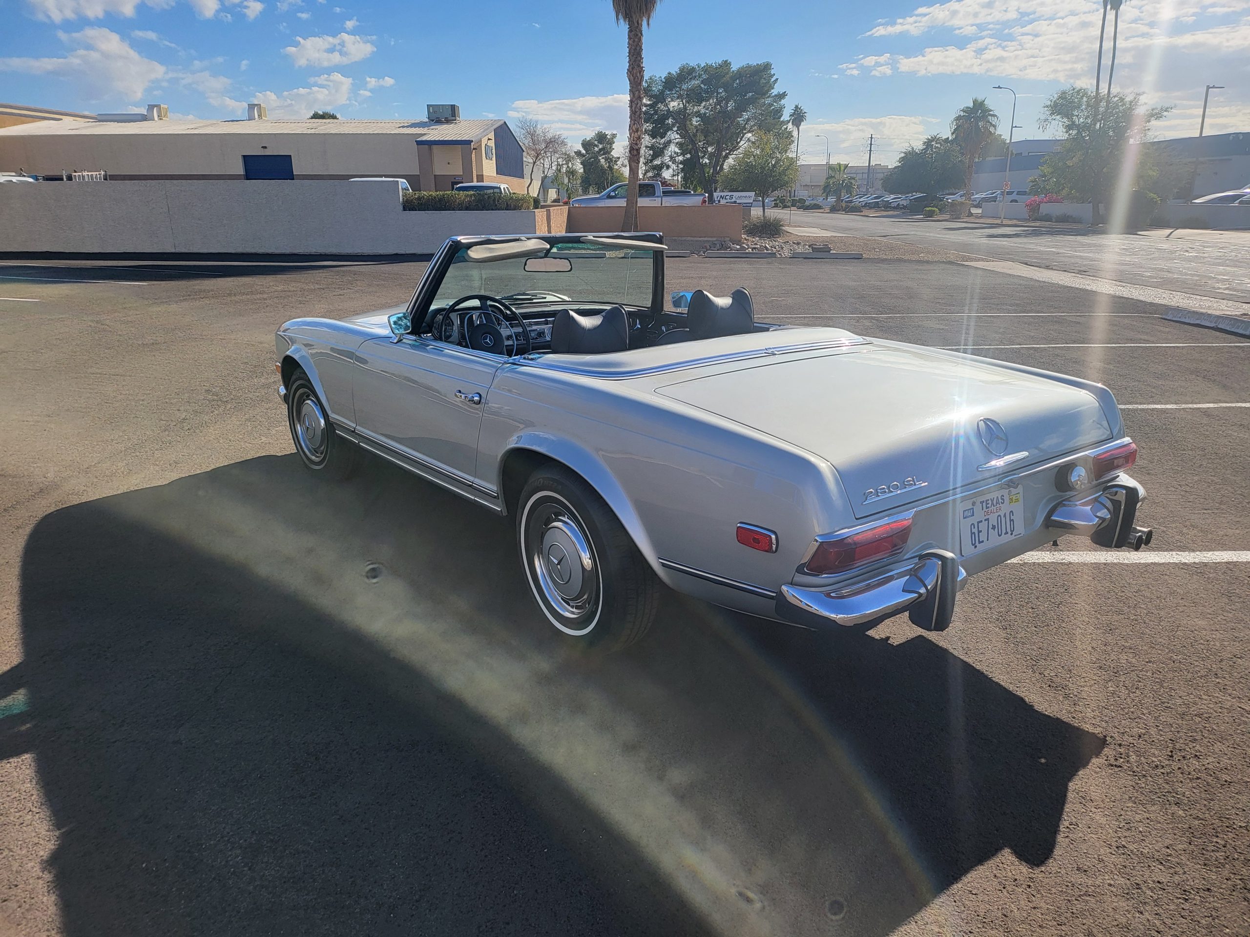 
								1969 Mercedes Benz 280SL Pagoda full									