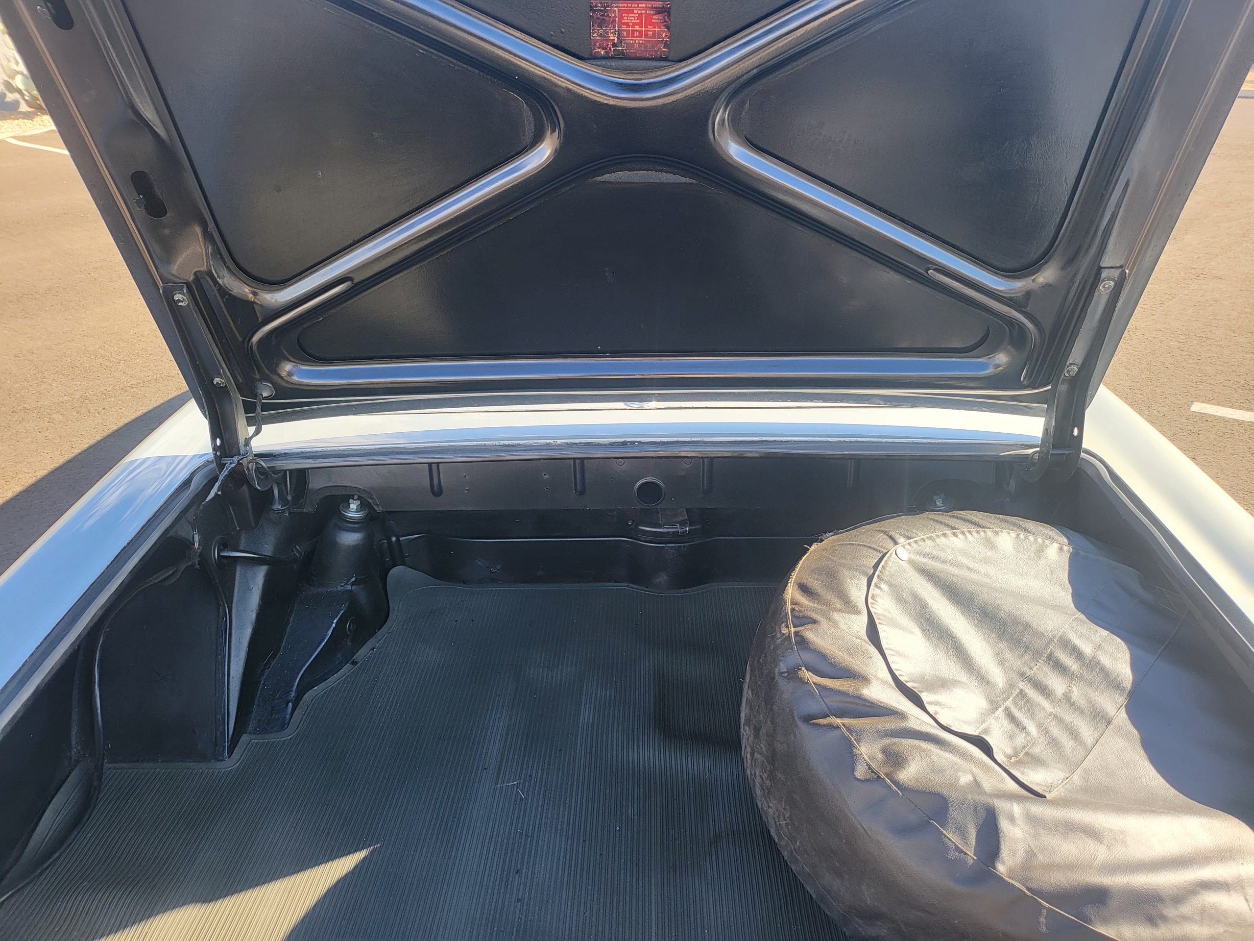 
								1969 Mercedes Benz 280SL Pagoda full									