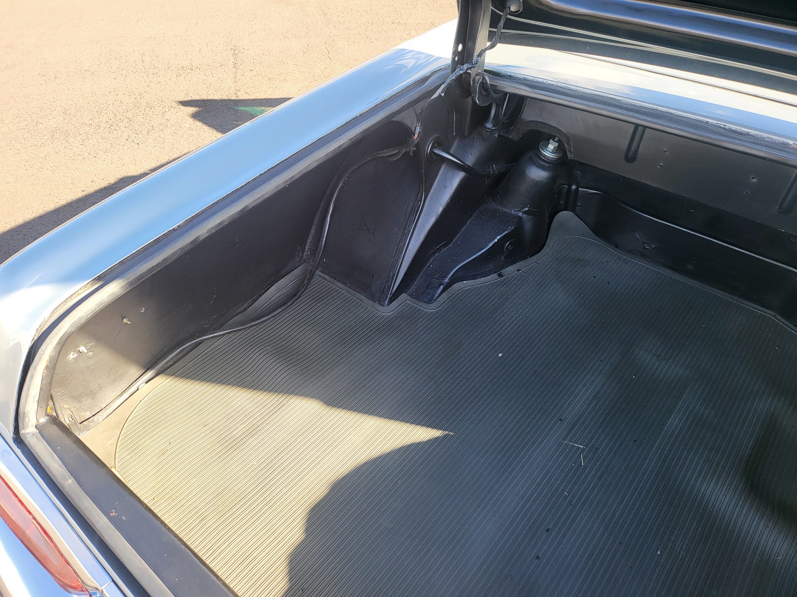 
								1969 Mercedes Benz 280SL Pagoda full									