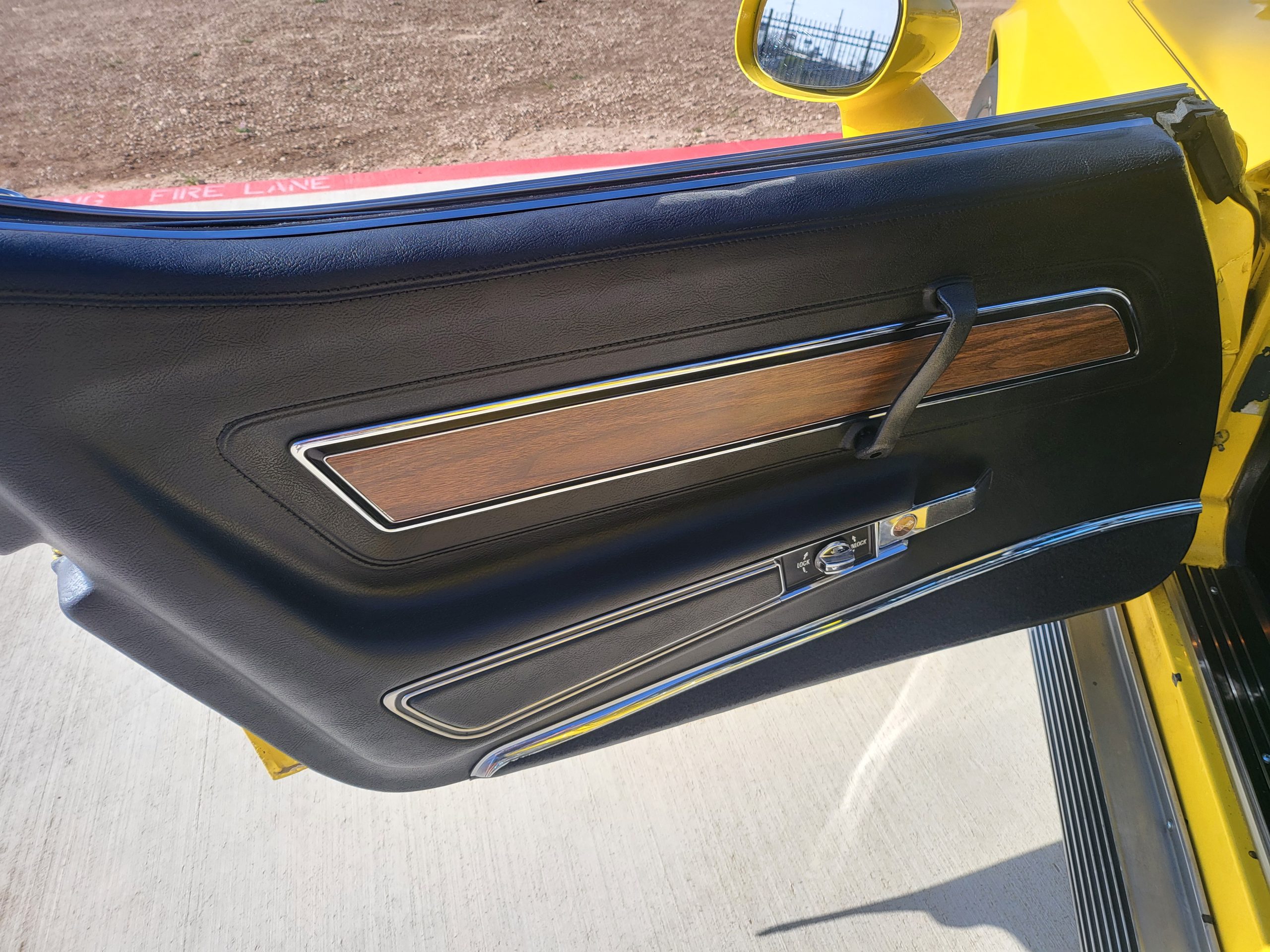 
								1973 Chevrolet Corvette 454 full									
