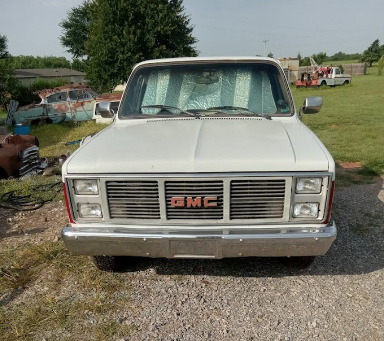 
								1985 GMC 1/2T Sierra Classic full									