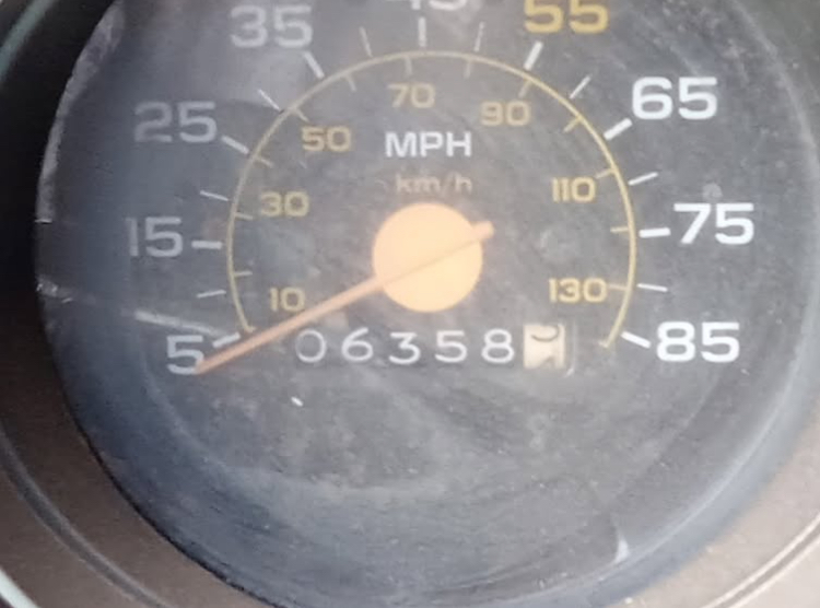 
								1985 GMC 1/2T Sierra Classic full									