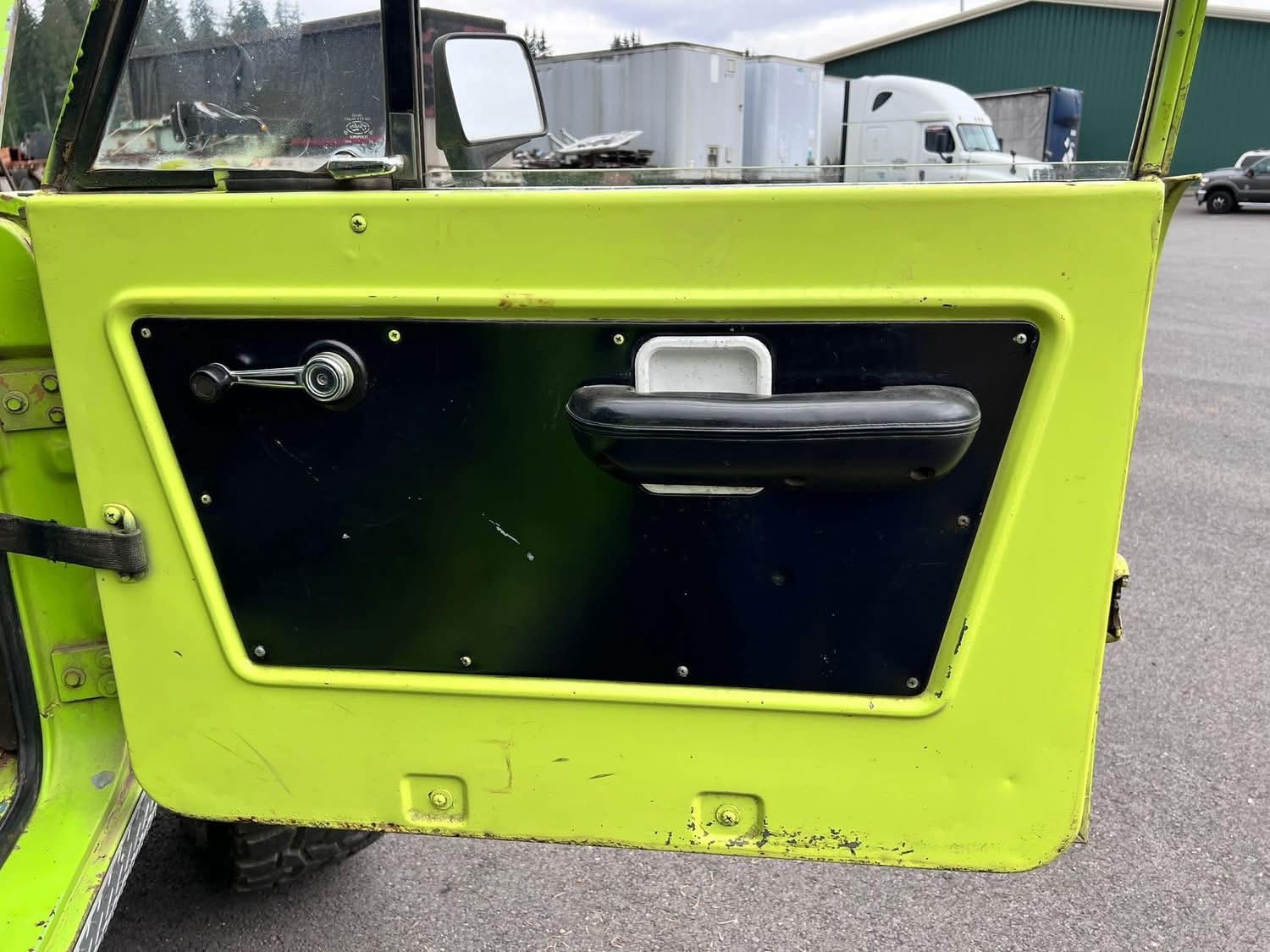 
								1970 Ford Bronco full									