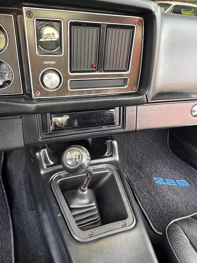 
								1980 Chevrolet Camaro Z/28 full									