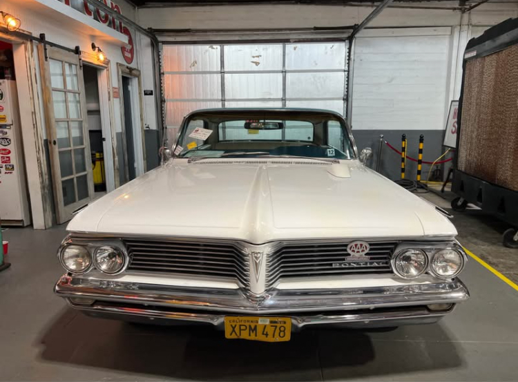 
								1962 Pontiac Catalina full									