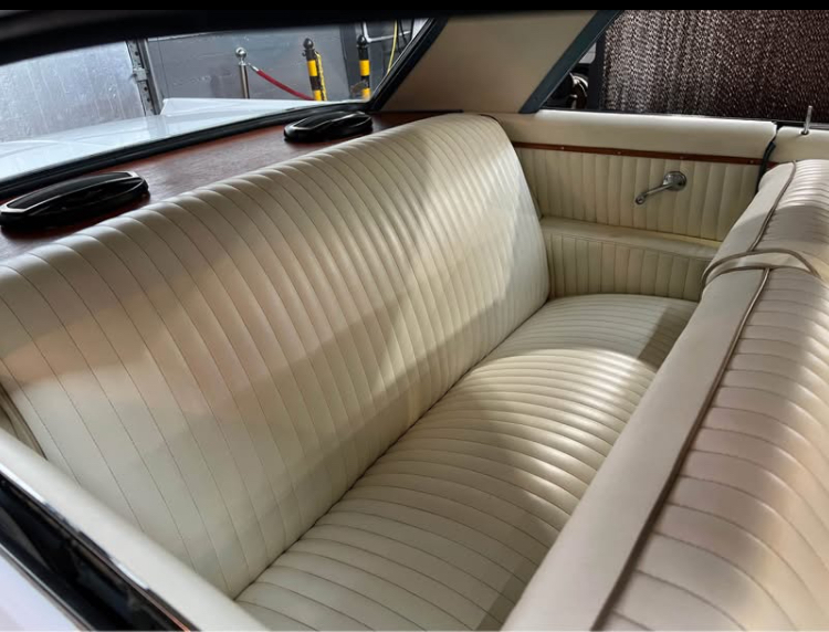 
								1962 Pontiac Catalina full									