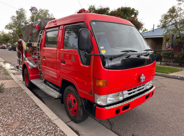 
								1996 Toyota 4×4 diesel firetruck full									