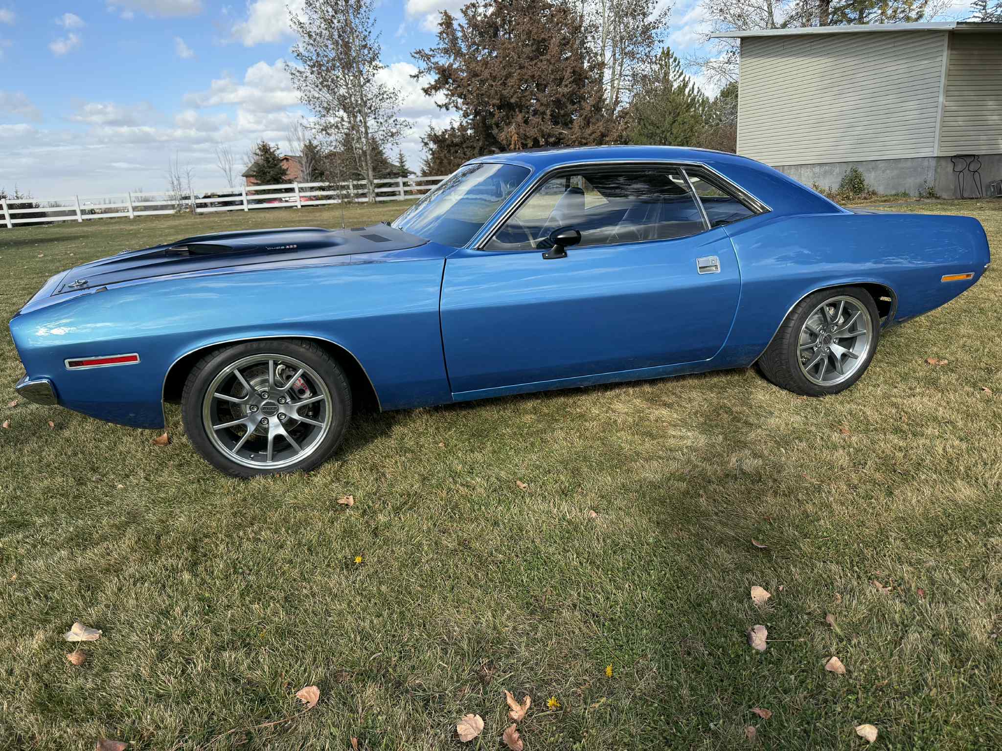 
								1970 Plymouth ‘Cuda full									