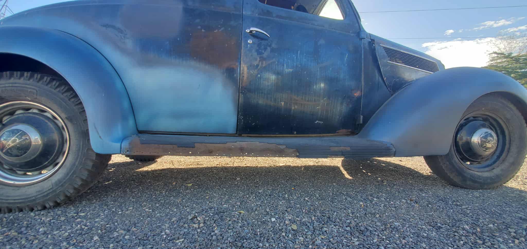 
								1937 Ford Coupe full									