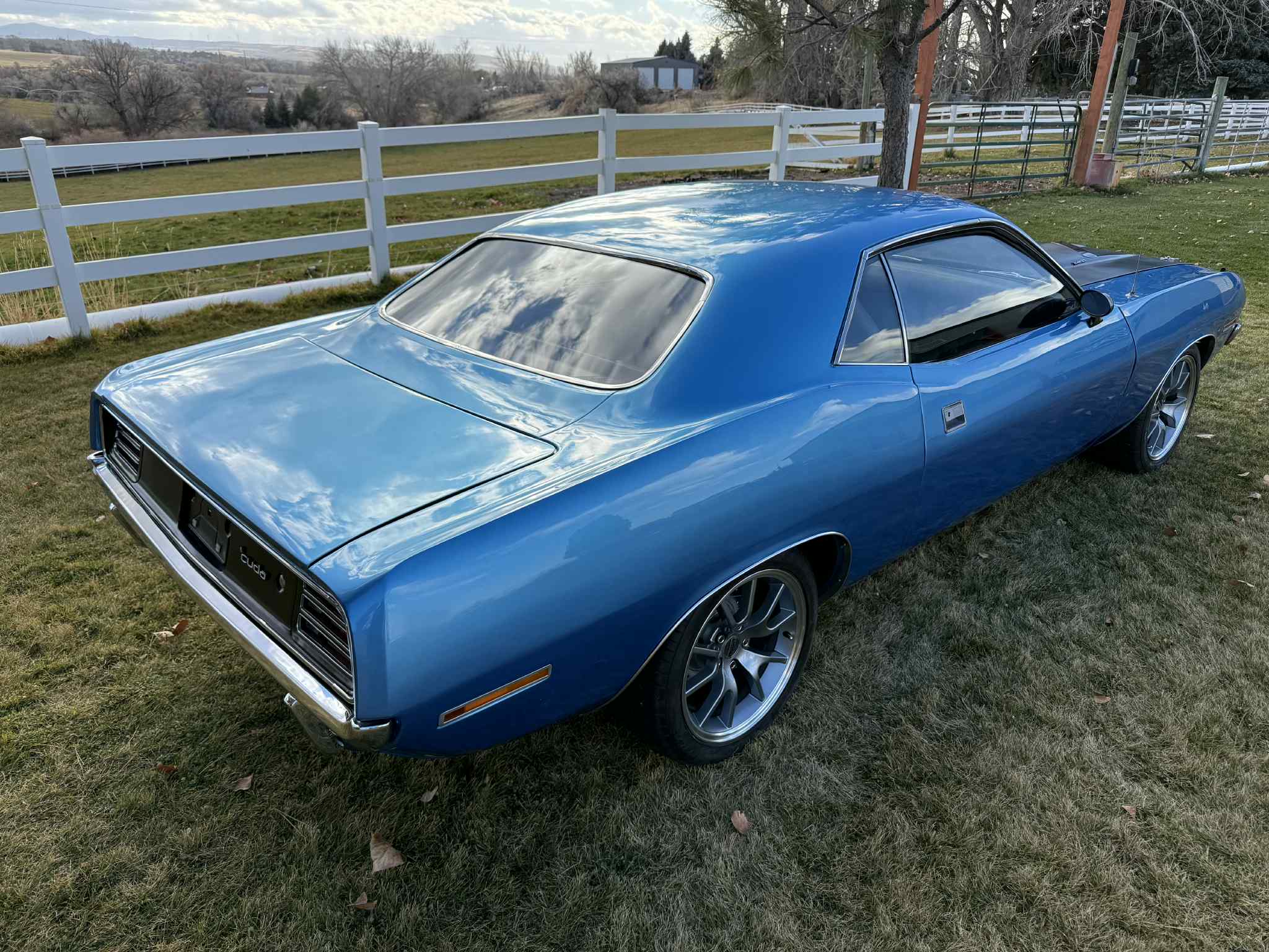 
								1970 Plymouth ‘Cuda full									
