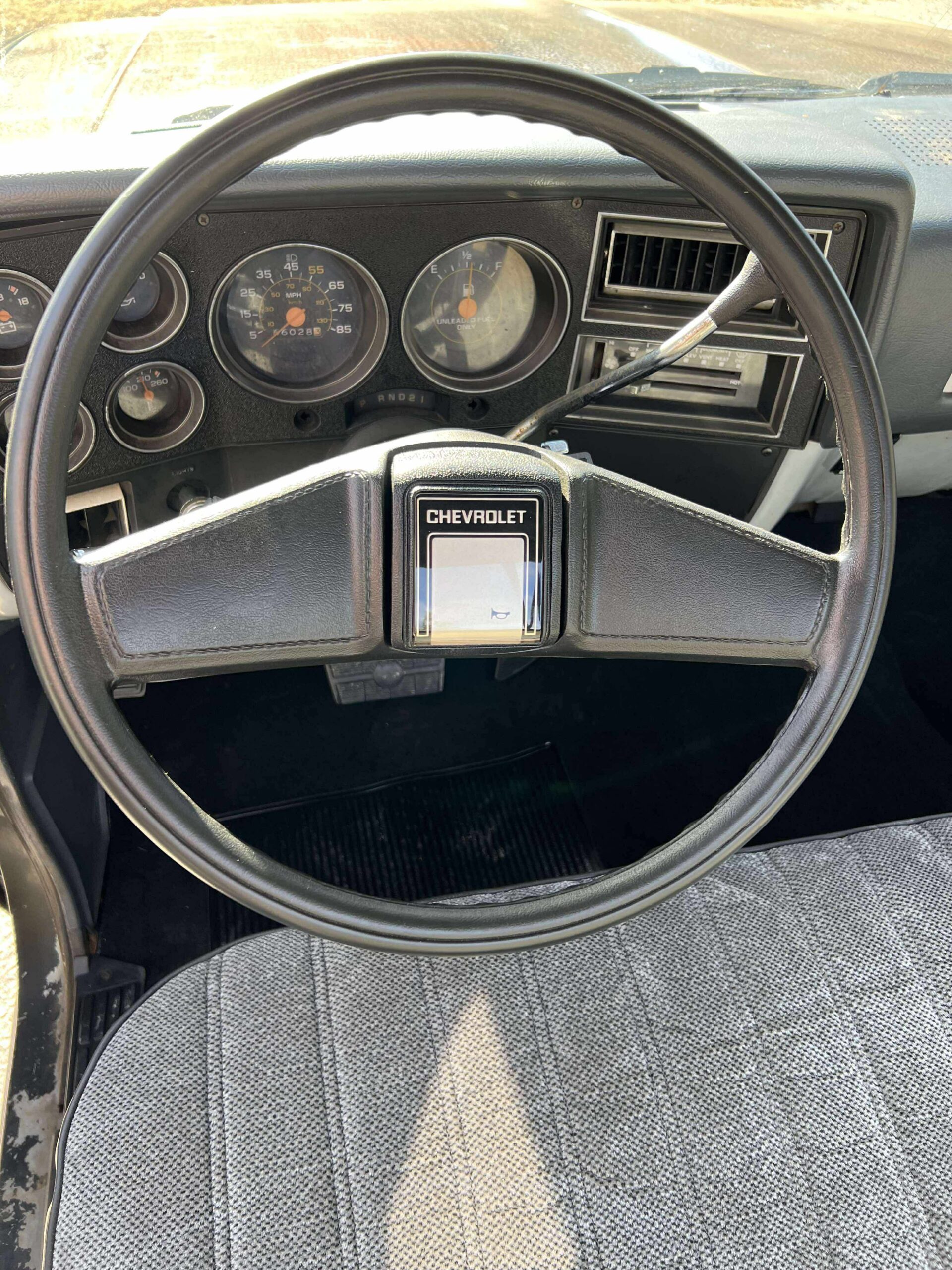 
								1986 Chevrolet C10 full									