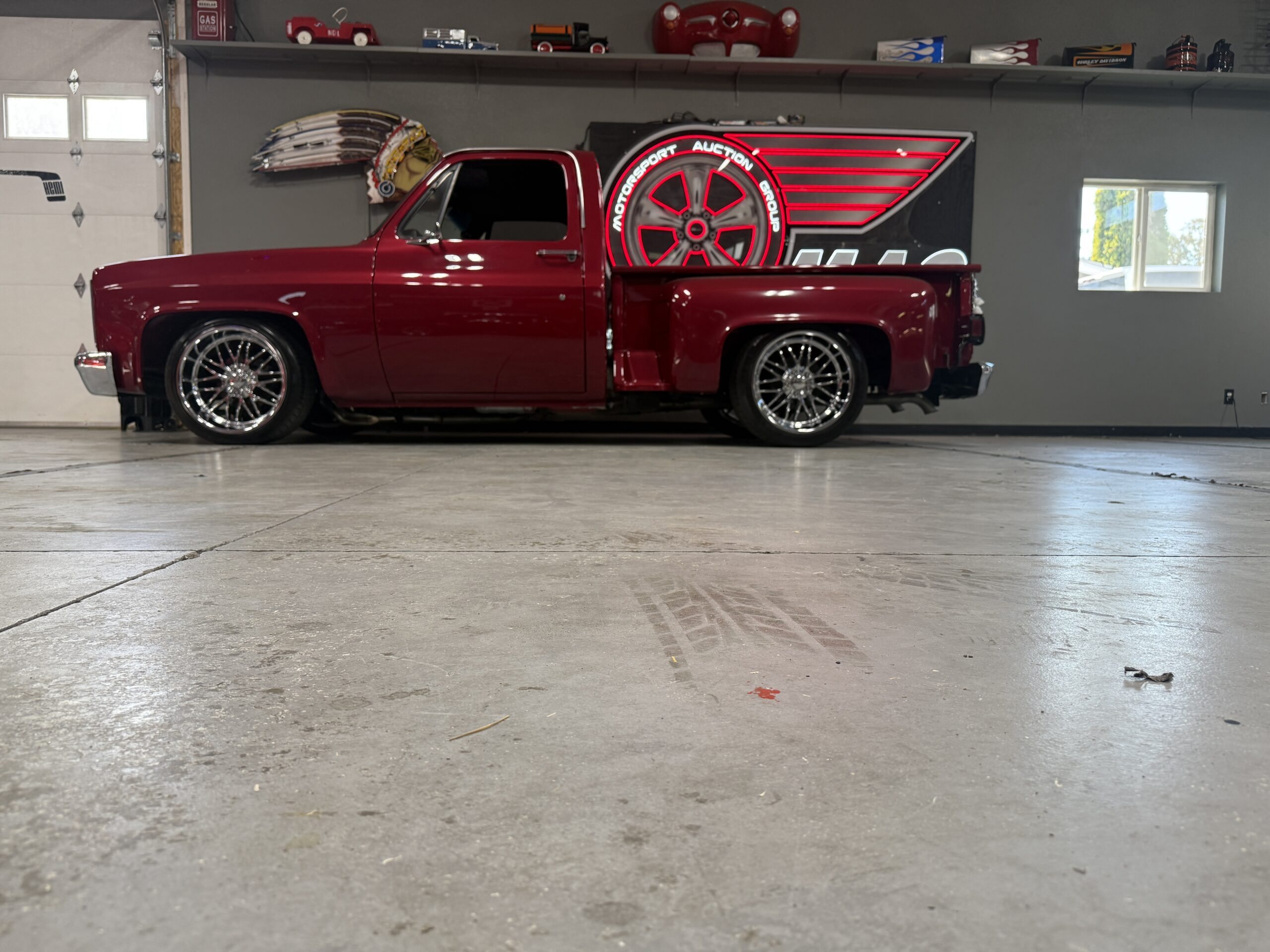 
								1982 Chevrolet C10 Stepside full									