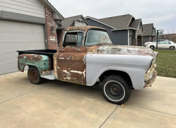 
								1958 Chevrolet 3100 full									