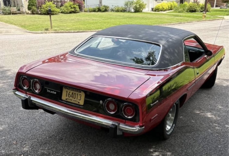 
								1973 Plymouth Barracuda full									
