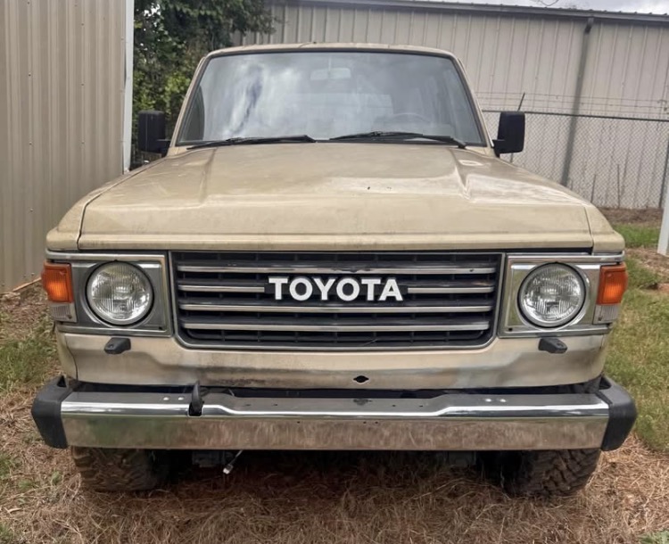
								1984 Toyota Landcruiser full									
