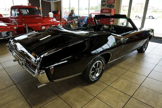 
								1969 Pontiac GTO Judge Tribute full									