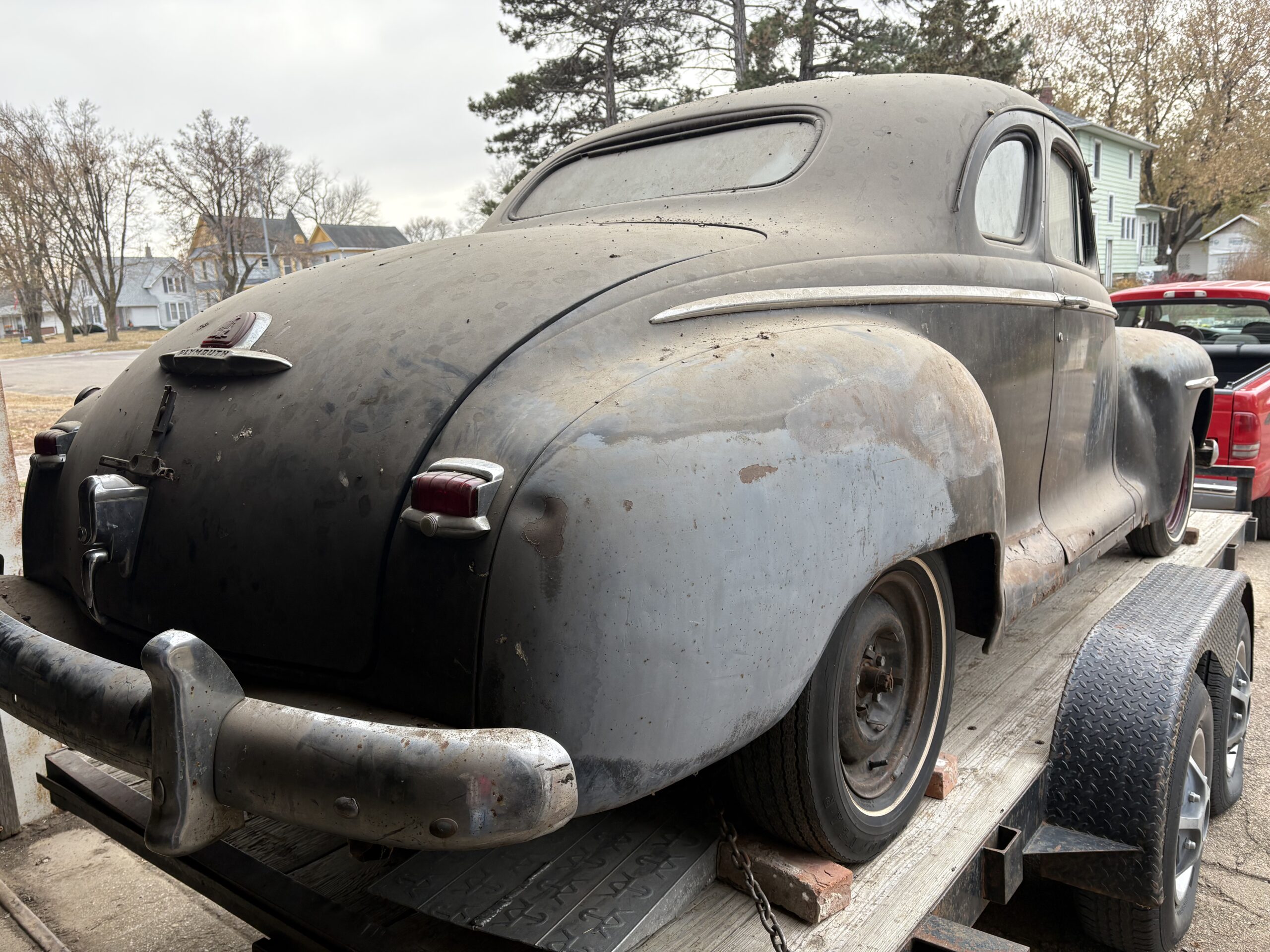 
								1947 Plymouth Business Coupe full									