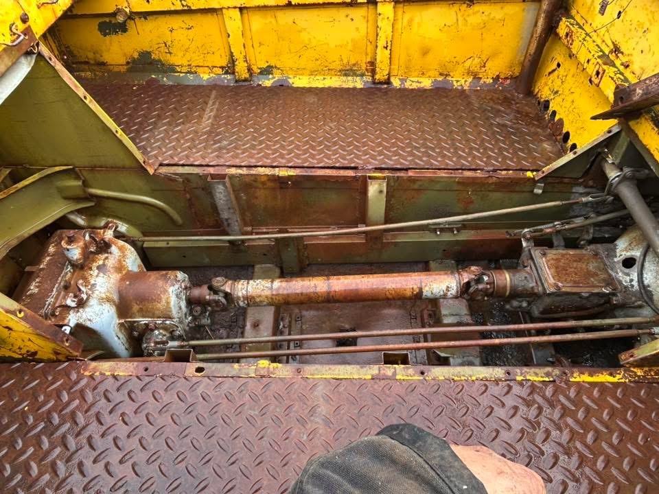 
								1944 Studebaker M29C Weasel full									