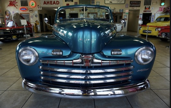 
								1946 Ford Super Deluxe Convertible full									