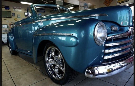 
								1946 Ford Super Deluxe Convertible full									