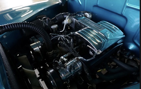 
								1946 Ford Super Deluxe Convertible full									