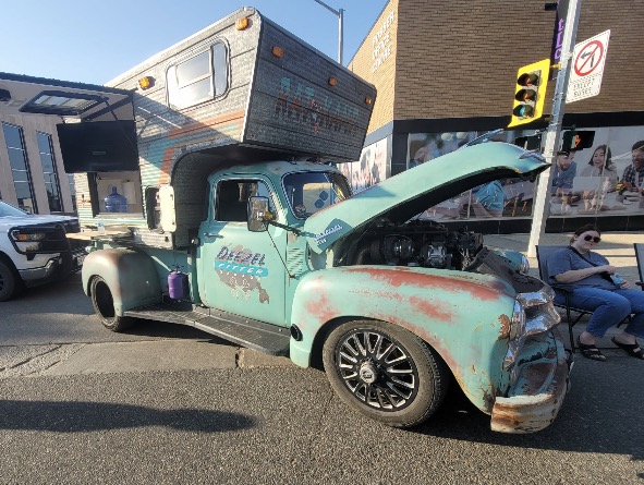 
								1954 Chevrolet Dually full									