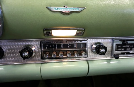 
								1956 Ford Thunderbird full									