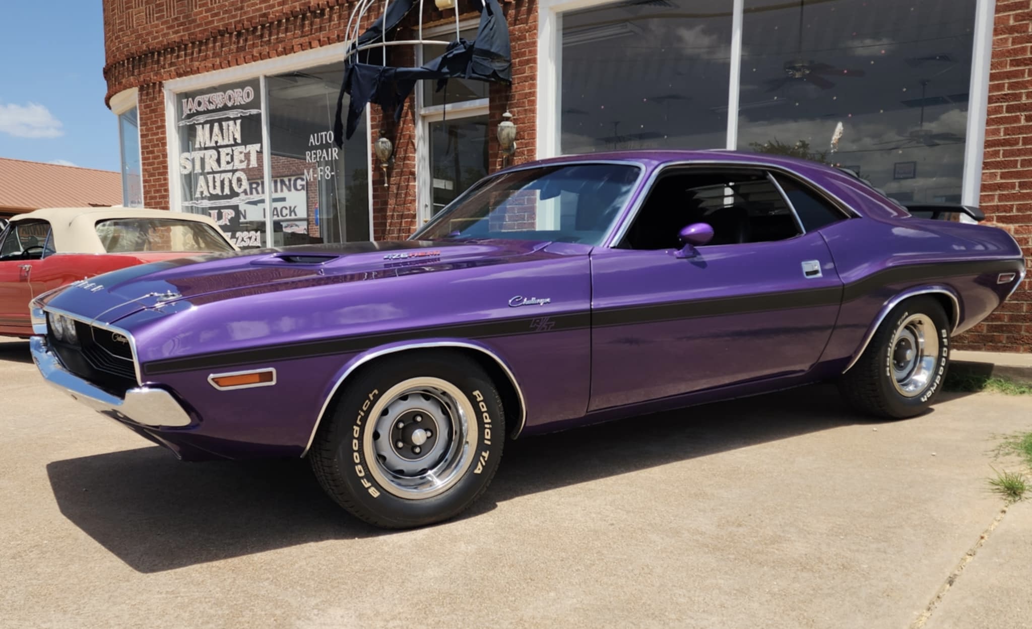 
								1970 Dodge Challenger R/T full									
