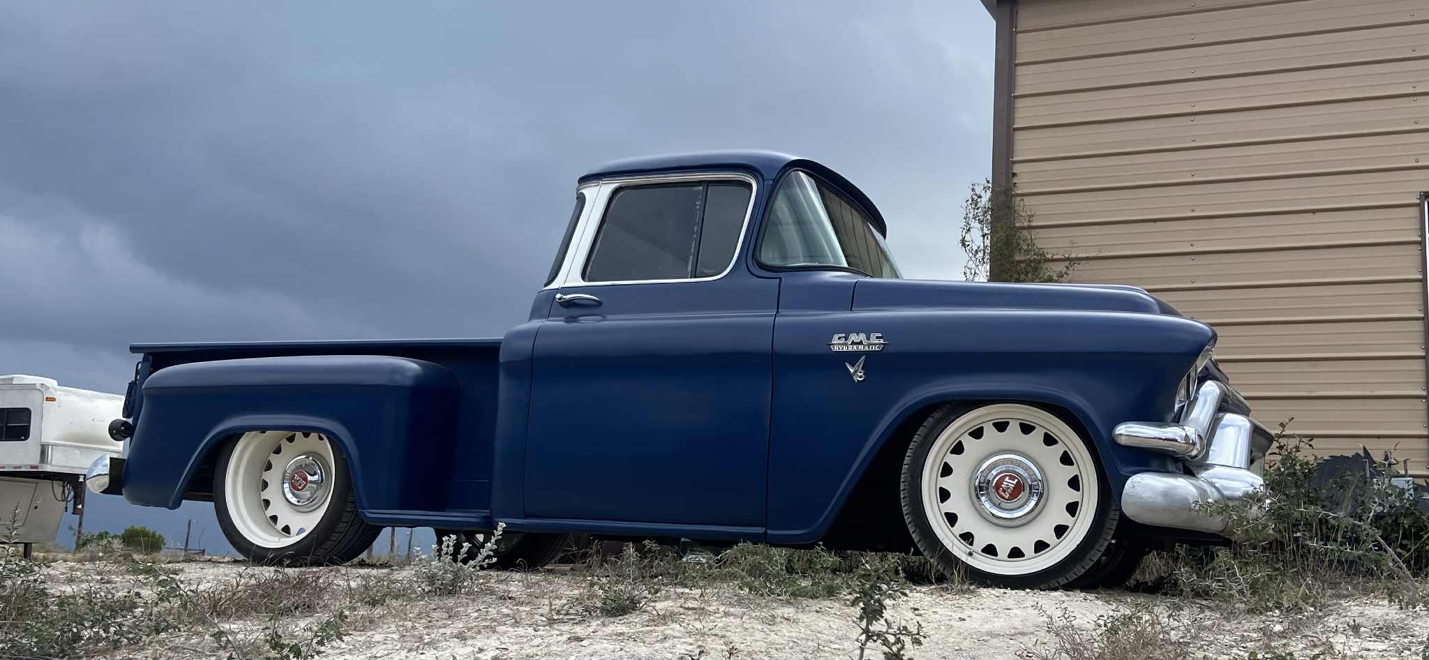 
								1957 GMC Resto-mod full									