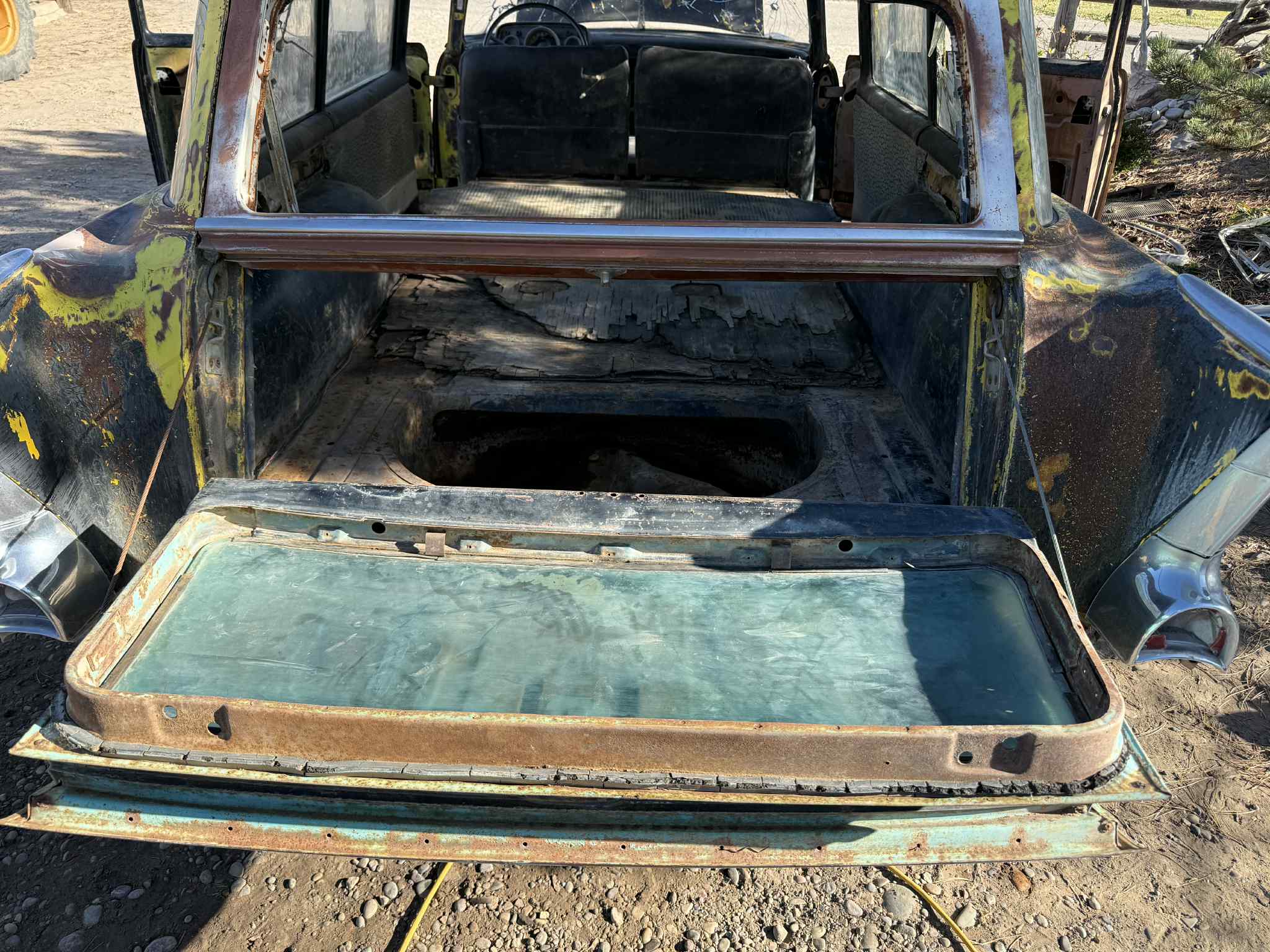 
								1957 Chevrolet 150 2dr Wagon full									