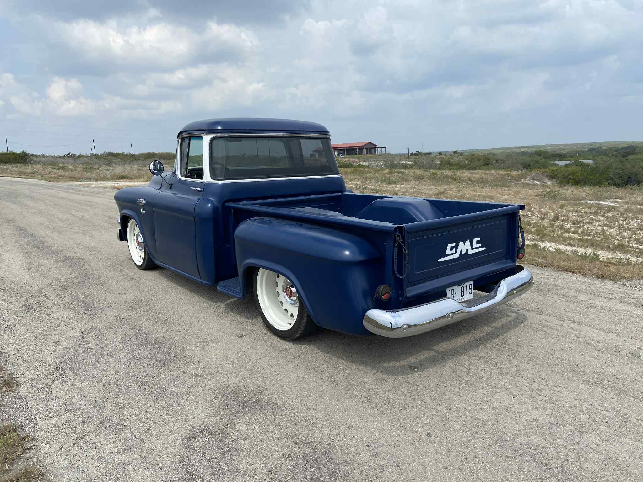 
								1957 GMC Resto-mod full									