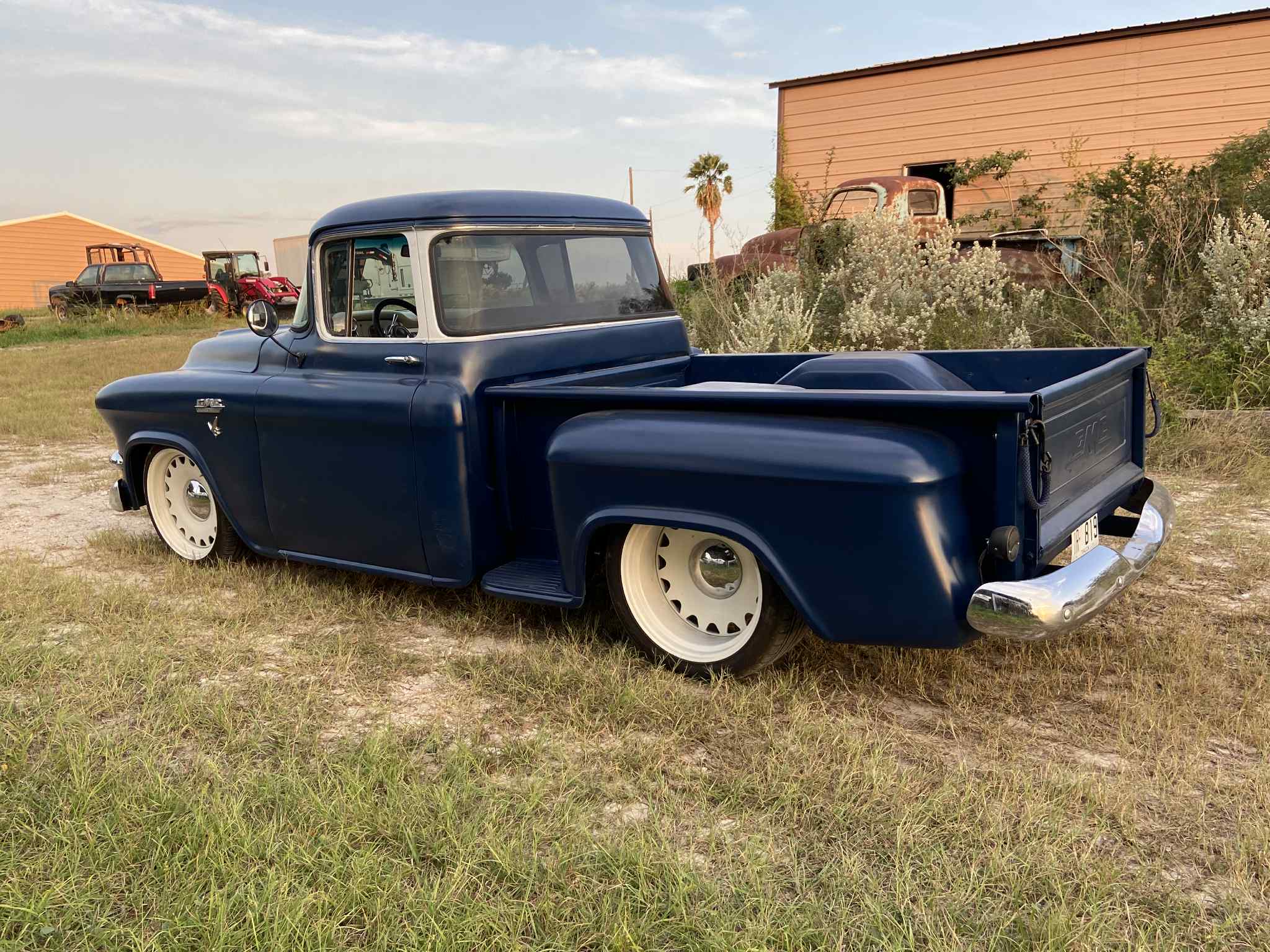 
								1957 GMC Resto-mod full									