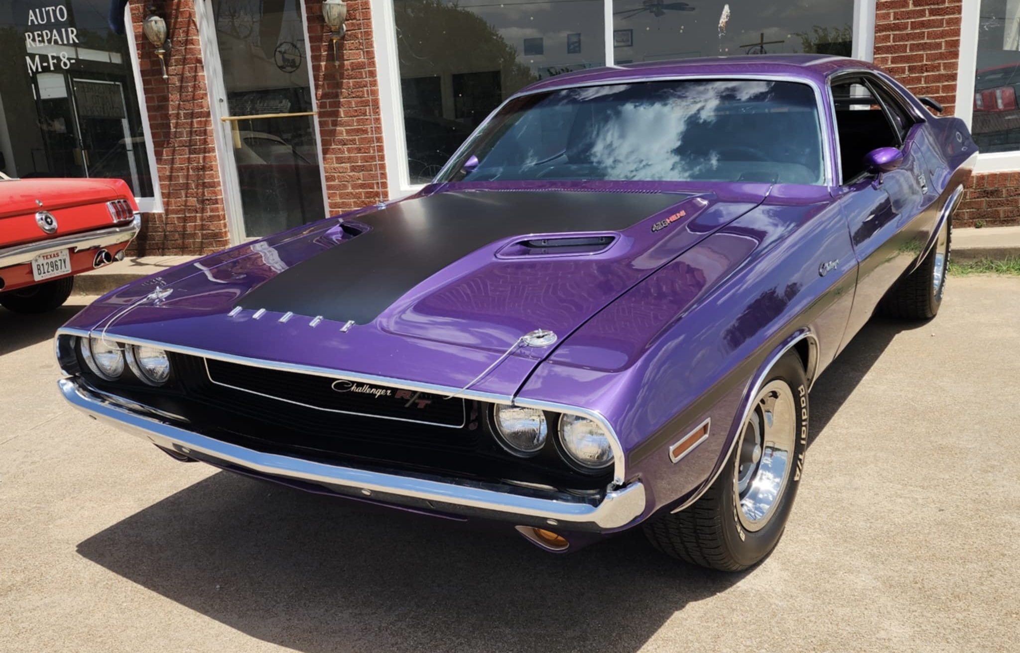 
								1970 Dodge Challenger R/T full									