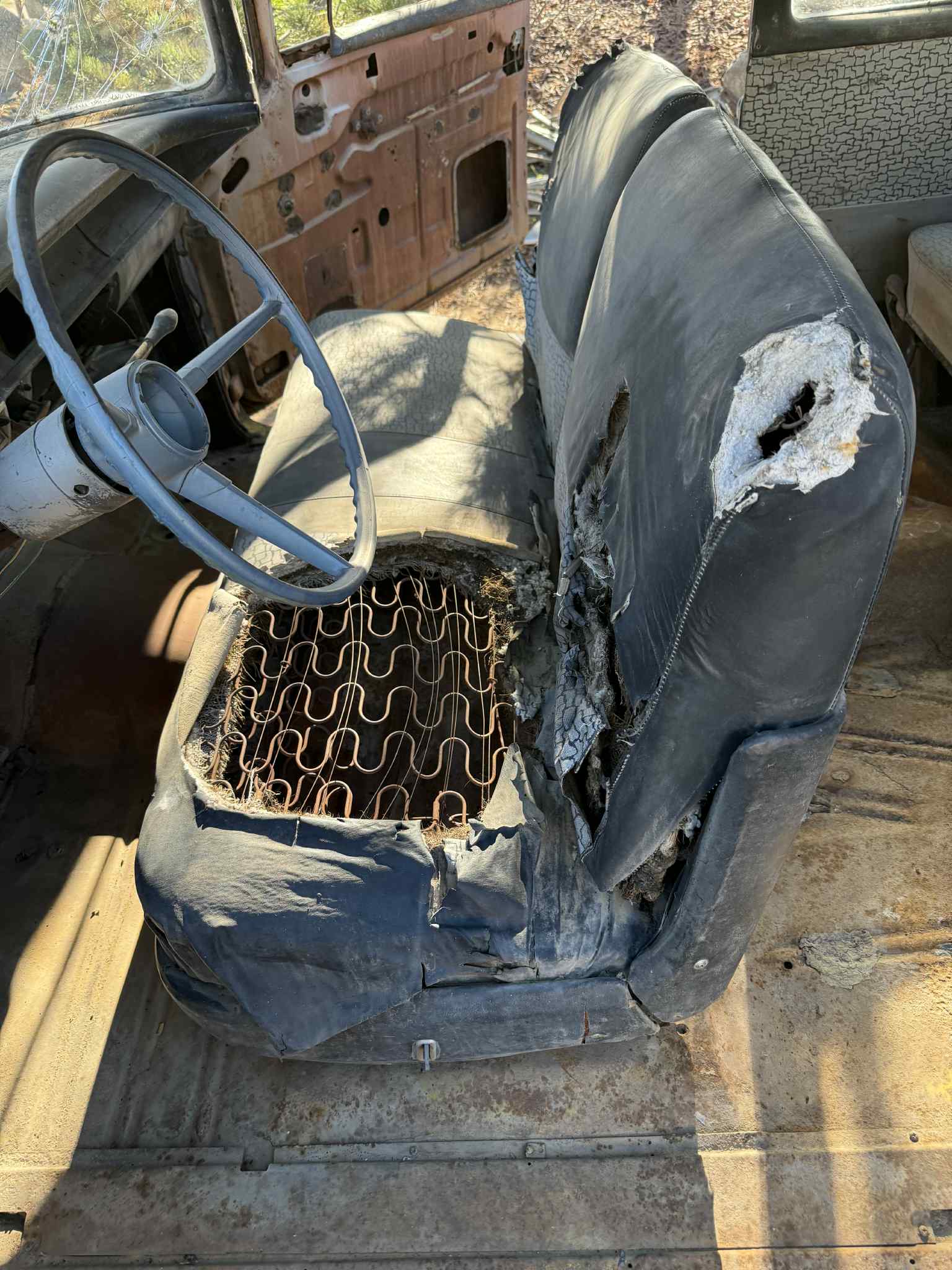 
								1957 Chevrolet 150 2dr Wagon full									