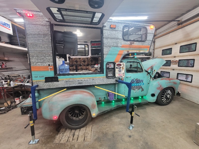 
								1954 Chevrolet Dually full									