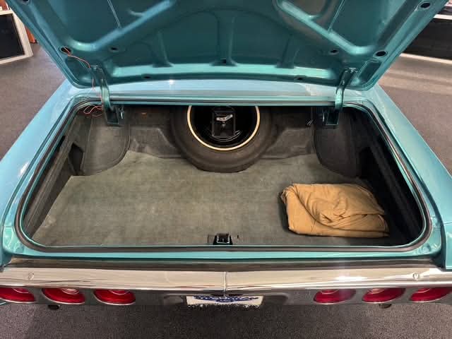 
								1968 Chevrolet Impala full									