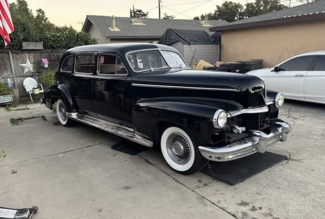 
								1948 Cadillac Series 75 Limousine full									