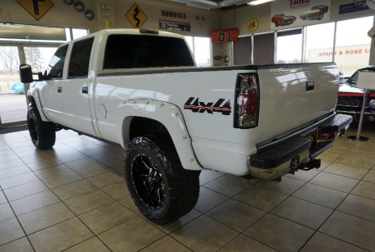
								2000 Chevrolet C/K 2500 full									