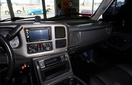 
								2000 Chevrolet C/K 2500 full									
