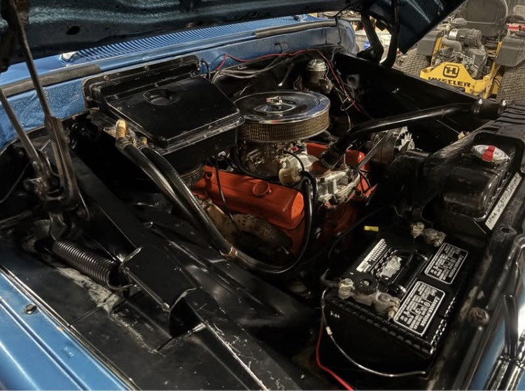 
								1965 Chevrolet Suburban full									