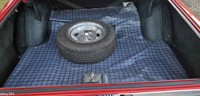 
								1963 Plymouth Savoy Max Wedge full									