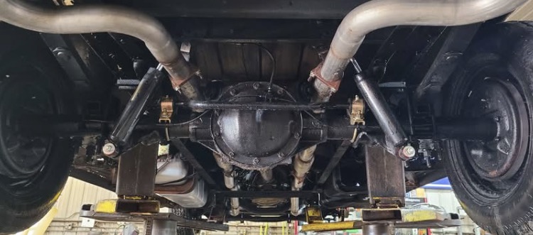 
								1955 Ford F100 Rat Rod full									