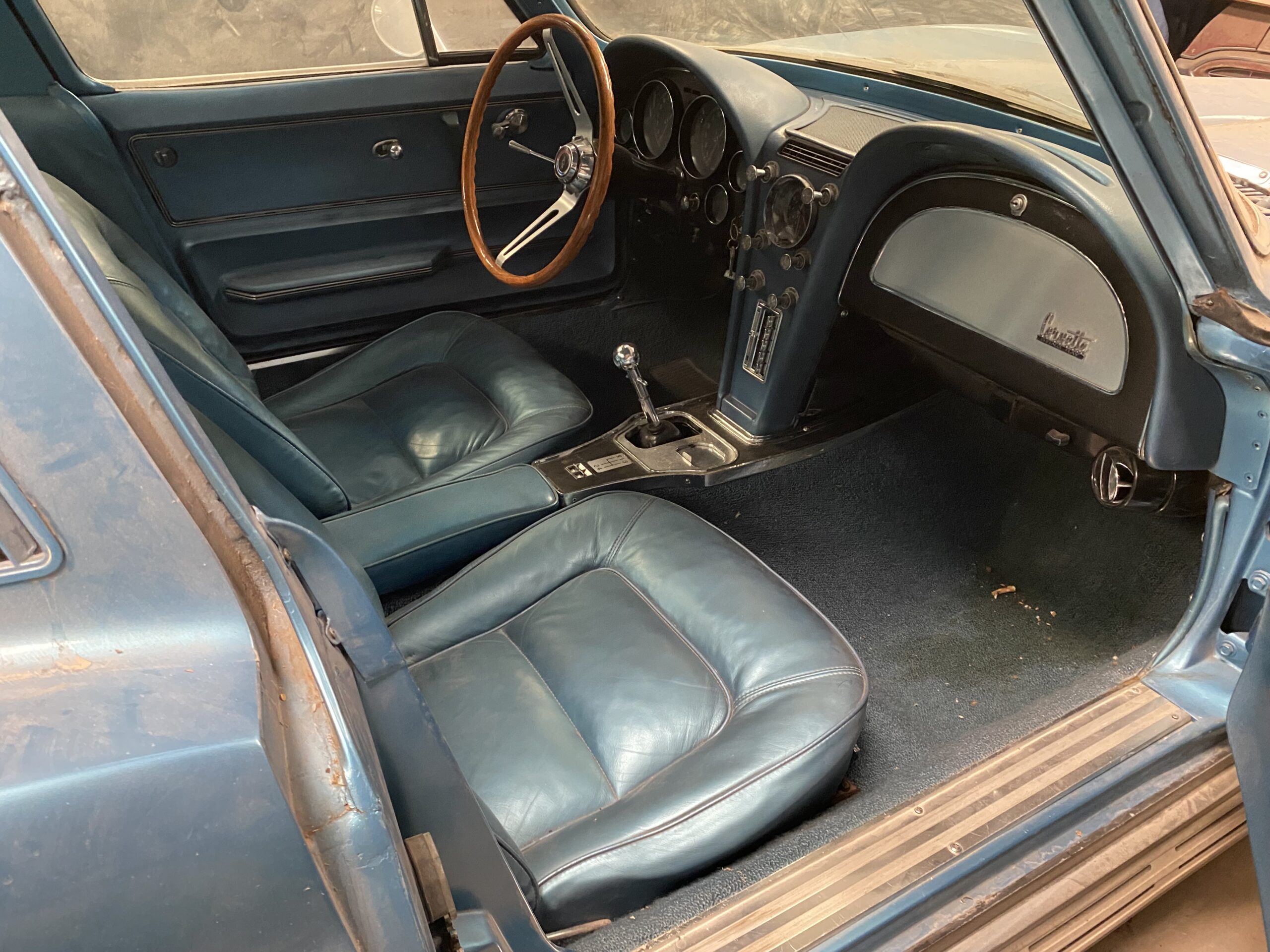 
								1965 Corvette Sting Ray full									