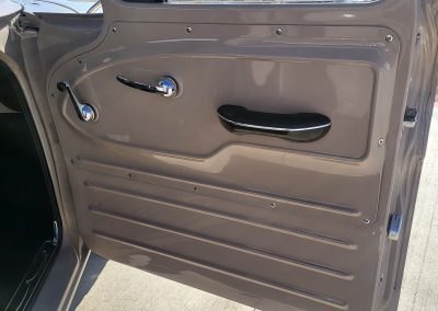 
								1963 Chevrolet C10 Step-side full									
